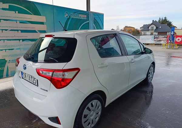 Toyota Yaris cena 55000 przebieg: 120000, rok produkcji 2018 z Chełm małe 781